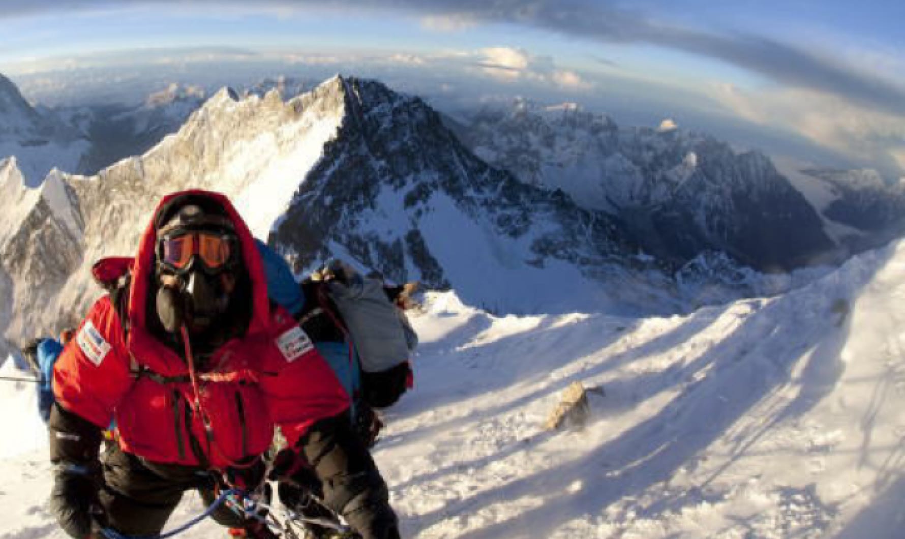 三浦雄一郎氏のエベレスト登頂の様子の写真